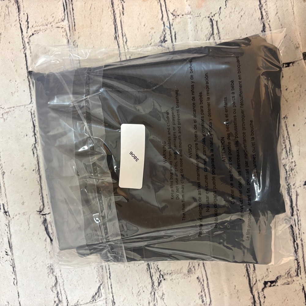 Princess Polly Black High Waisted Denim Shorts Size US 10 - Picture 10 of 10